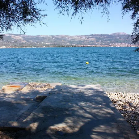 Apartment By The Sea Arbanija, Ciovo - 23717 Trogir