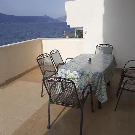 By The Sea Arbanija, Ciovo - 23717 شقة تروغير